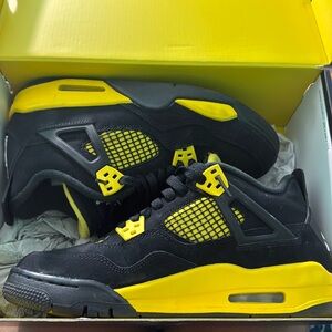 Black and yellow 4s
Great condition, rarely worn